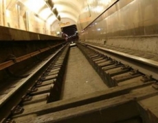 Трем падениям людей на рельсы в петербургском метро. Кризис 2013 года